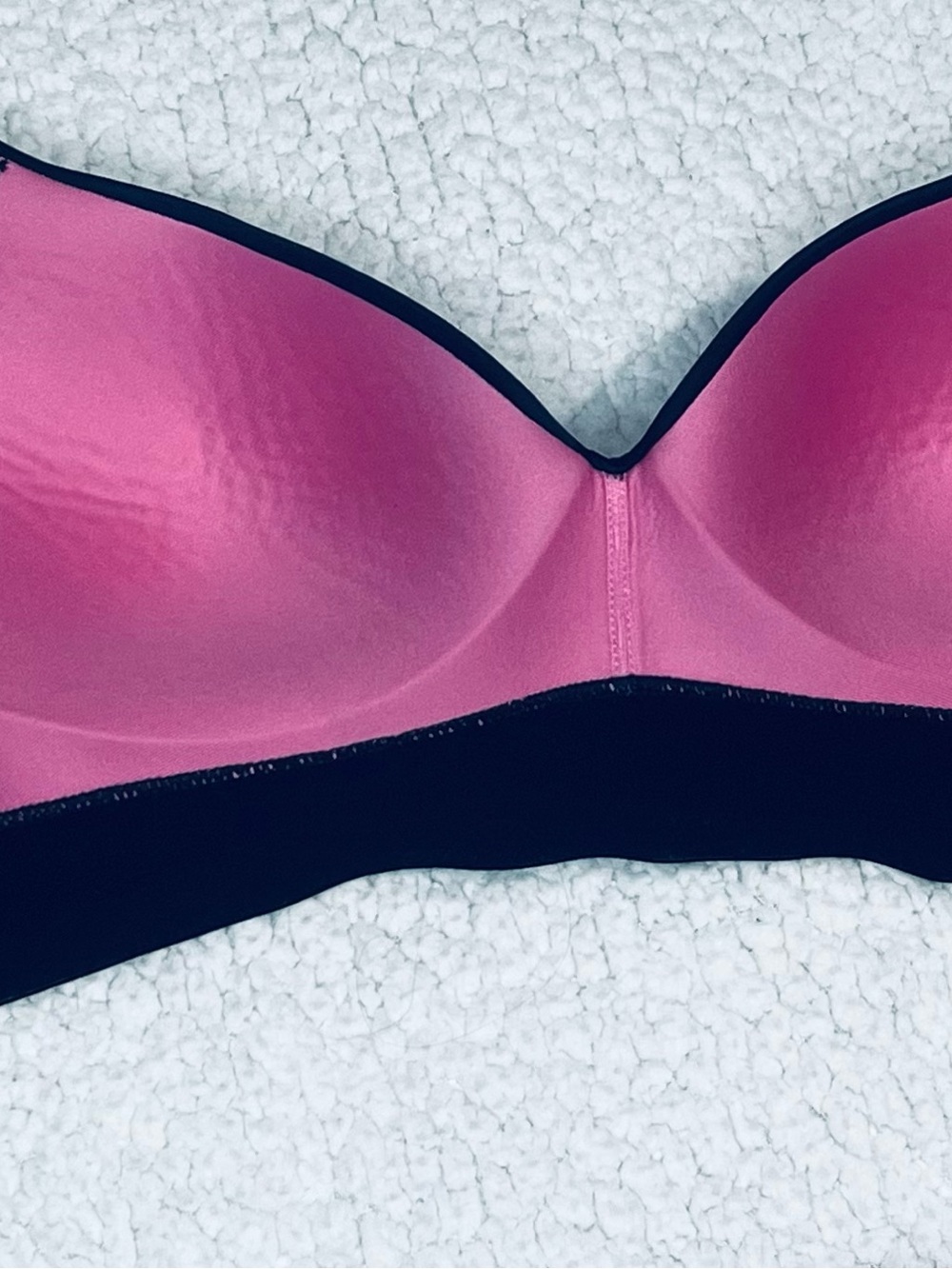 PINK Victoria's Secret  Black Strapless Molded T-Shirt Bra w/pink inside